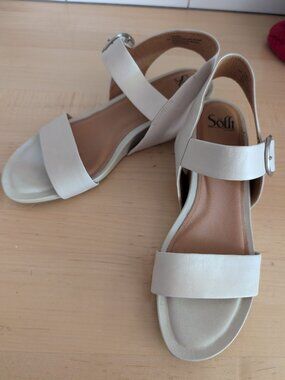 Sofft Womens Wedge Dress Sandals size 11 M